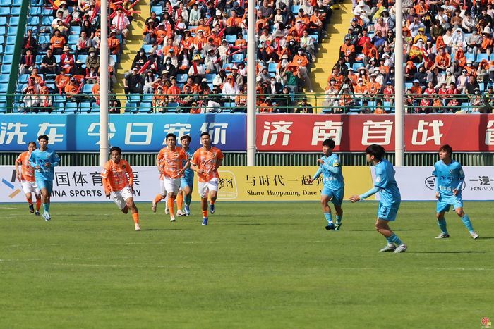 2026齐鲁超赛济南揭幕战，济南队6:0斩获开门红