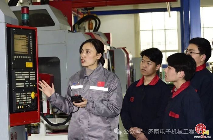 济南电子机械工程学校教师纪红云荣获“济南市教学能手”荣誉称号