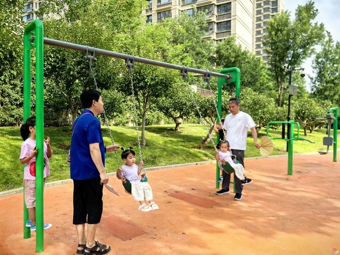 全龄共享 绿心“萌”动——济南市政协组织开展绿地开放共享“再商量”第三次现场商量