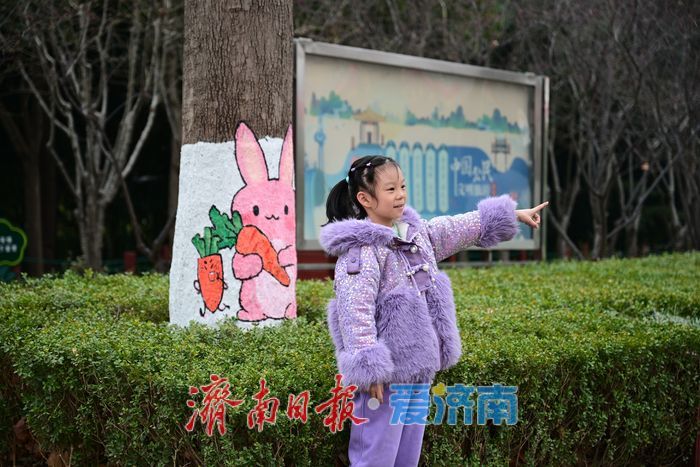 一树一画一风景 花圃公园解锁游园新乐趣