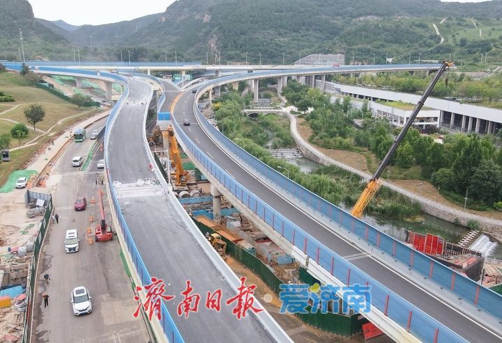 龙鼎立交枢纽改造项目冲刺月底通车