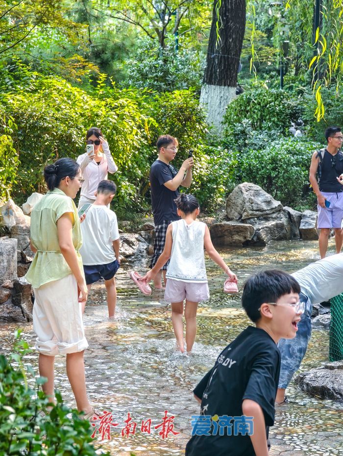 高水位赋能泉城景观 濯缨池亲水漫步成消暑热门