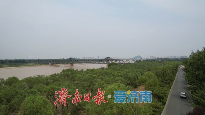 一年四季 泉在济南丨沿黄生态廊道上的钢铁巨龙