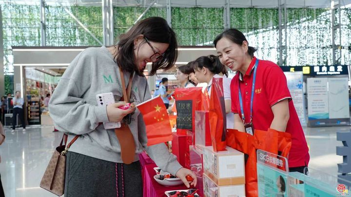 济南机场国庆、中秋假期累计保障旅客52.3万人次