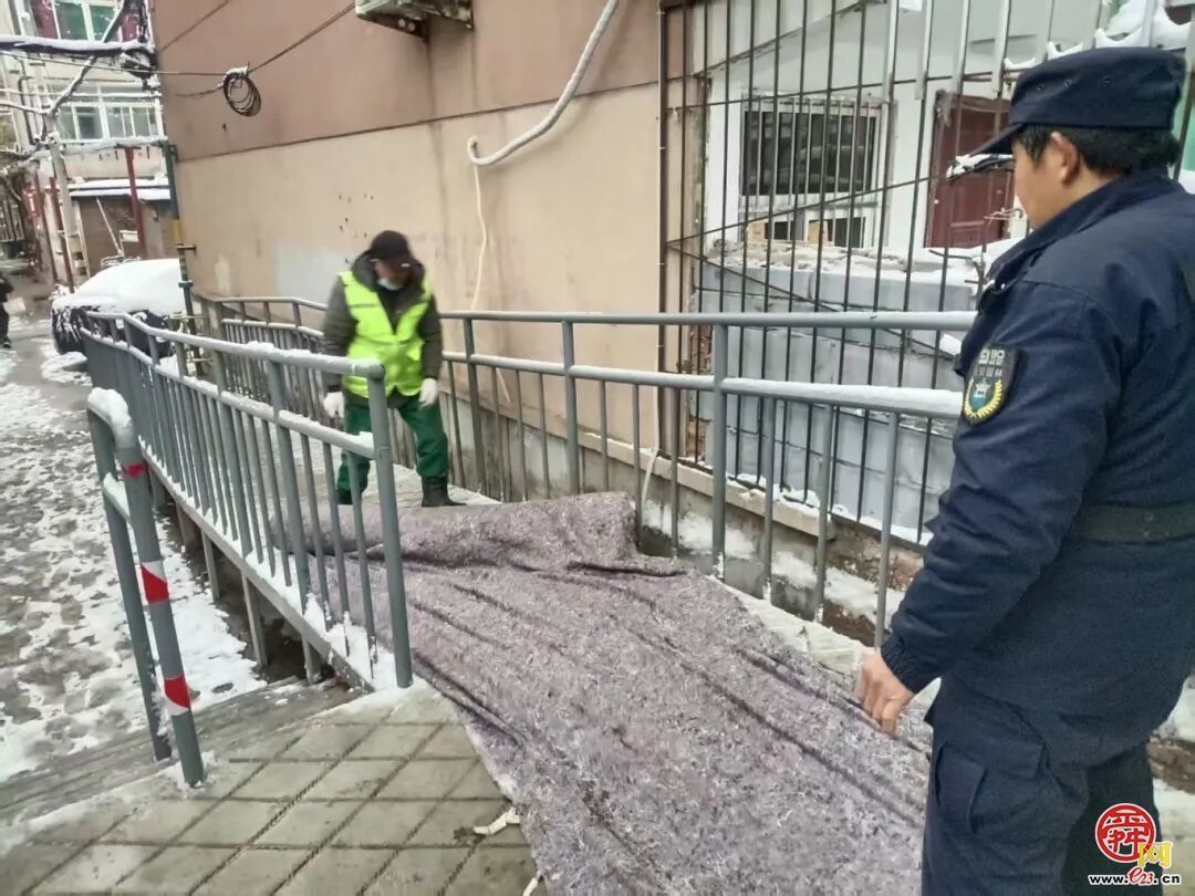 以雪为令践初心，千佛山、动物园等9个公园景区全力护航雪日游园安全