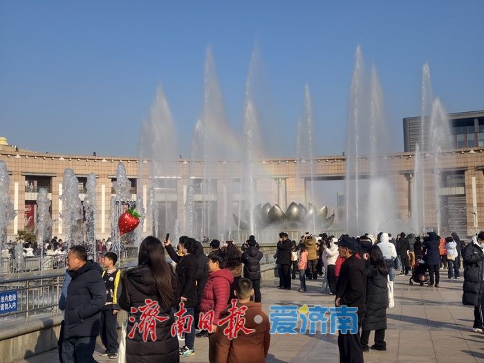 泉城年味浓，欢喜迎新春