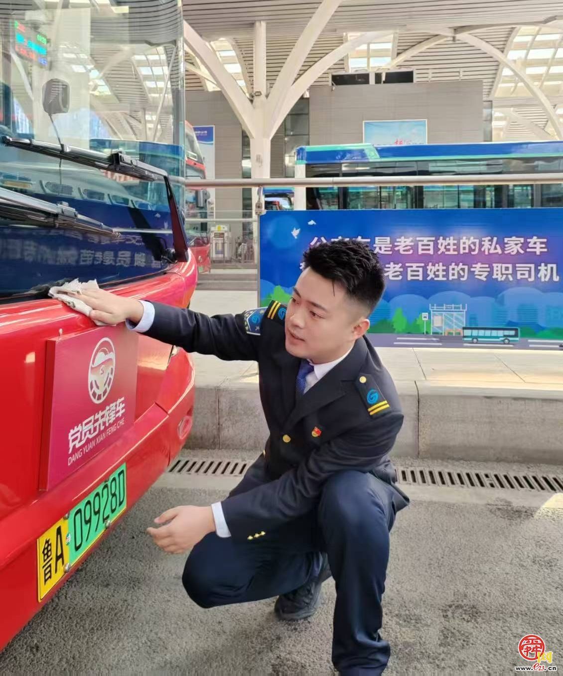 五一我在岗：劳模精神在闪耀———市五一劳动奖章获得者吕鑫