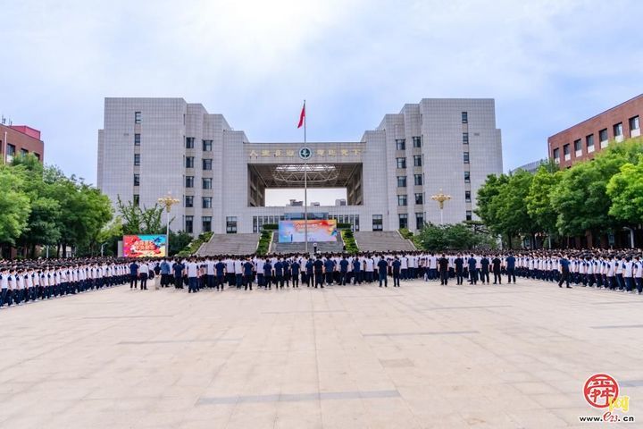 宠爱未央：60级高三的这个“六一”，甜甜蜜蜜