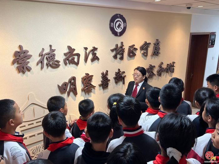 你拔节成长 我温暖护航