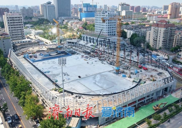加快“蝶变”，槐荫体育场地块焕新亮相