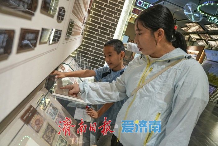 一年四季 泉在济南丨济南开埠博物馆成暑期热门打卡地，市民游客沉浸感受百年商埠魅力