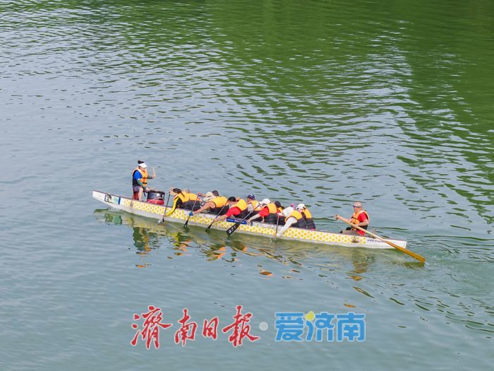 奋楫擂鼓，备战端午