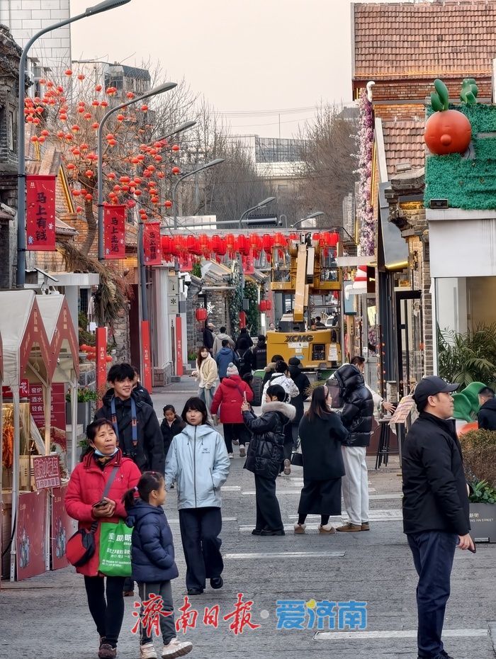 百年上新街焕新迎新春