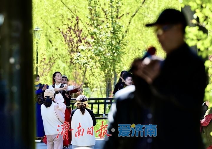 济南：生态画卷伴城而绘 诗和远方就在身边