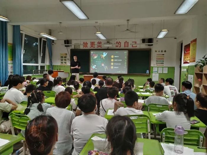 高新区春晖小学开展暑期家访活动