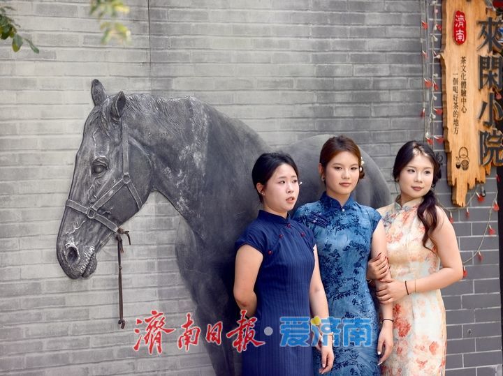 一年四季 泉在济南丨古城老街现旗袍热，清凉民国风写真受捧