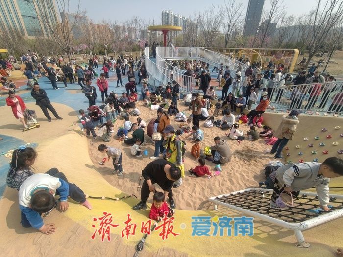 亲子乐享户外春光