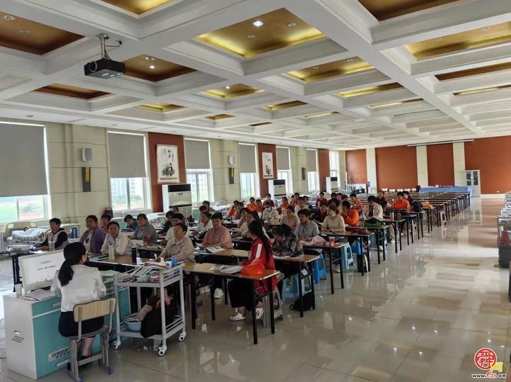 章丘区举行“溢彩百脉 技臻泉城”护理人才职业技能培训及竞赛启动仪式