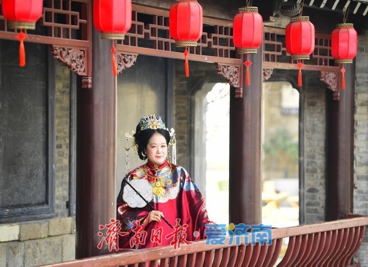 “簪花”点翠映泉城，立春时节“俏”争春