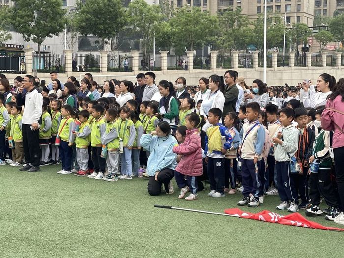 你好，小学！孩子们踏着小满的脚步开启衔接之行