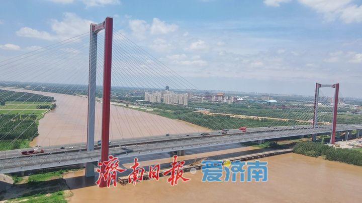 项目强省会｜一桥横亘跨南北，京台高速黄河特大桥展现雄姿