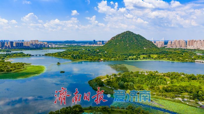 不热不燥！济南秋日晴空绝美，华山登高尽赏泉城秋色