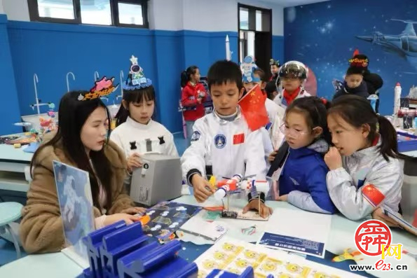 燕山小学航天主题乐考 ：让“四能”精神浸润童心