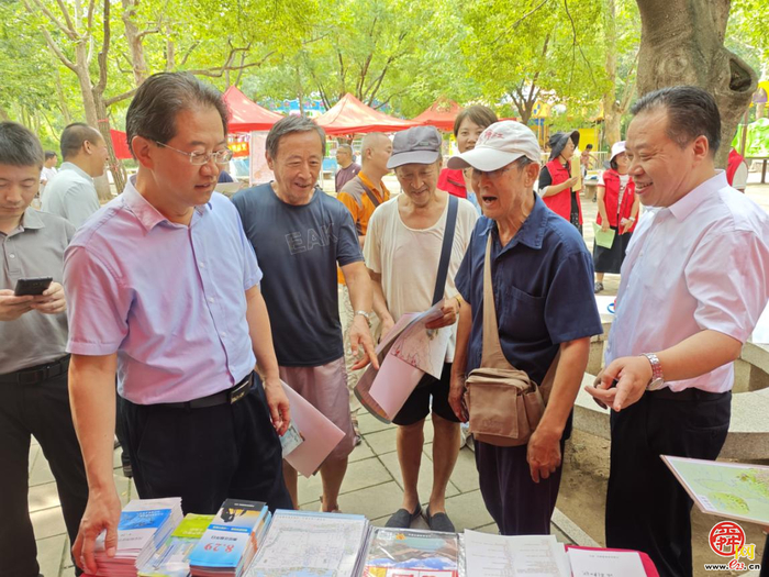 济南市开展2025年测绘法宣传日暨国家版图意识宣传周活动