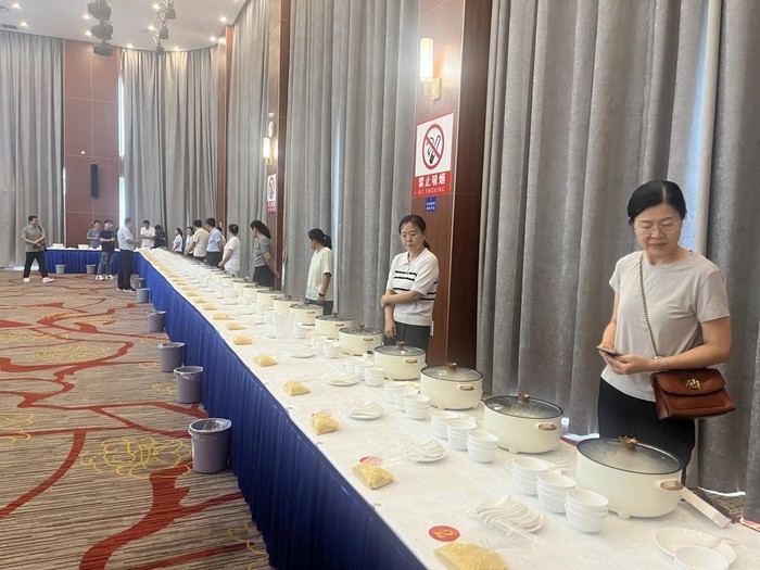 斗米斗茶斗桃，绘画手工套圈……济南市庆祝2025年中国农民丰收节趣味活动“杠赛来”