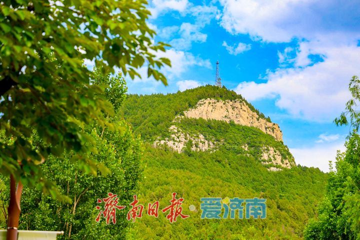 一年四季 泉在济南丨晴满泉城 佛慧山巅云絮绵软如画