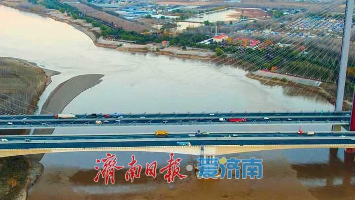 项目强省会｜京台高速公路齐济段改扩建项目加速推进，预计年底通车