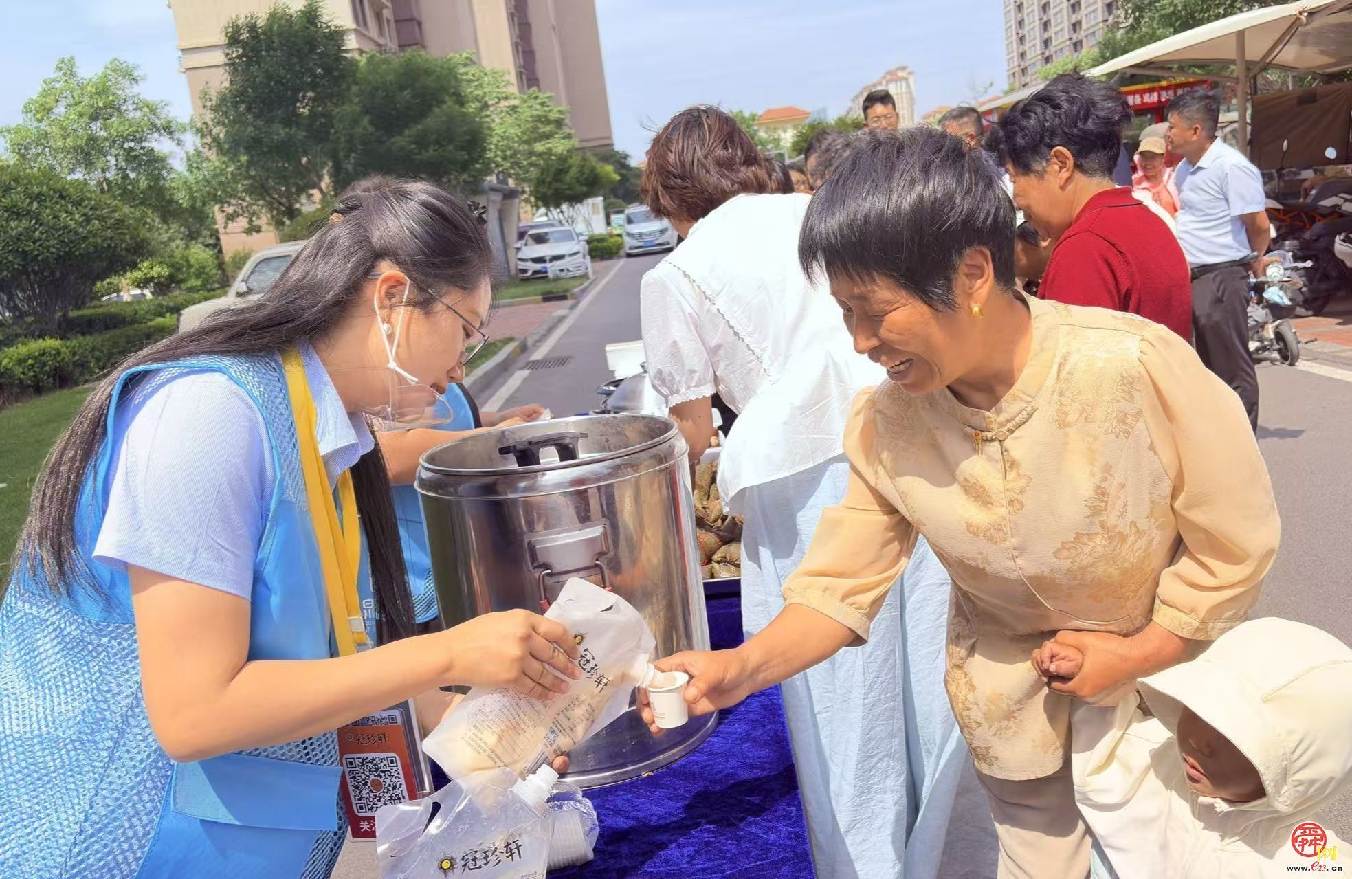 章丘这场“集”  烟火气拉满！泉水人家2026首场社区行热热闹闹收摊啦