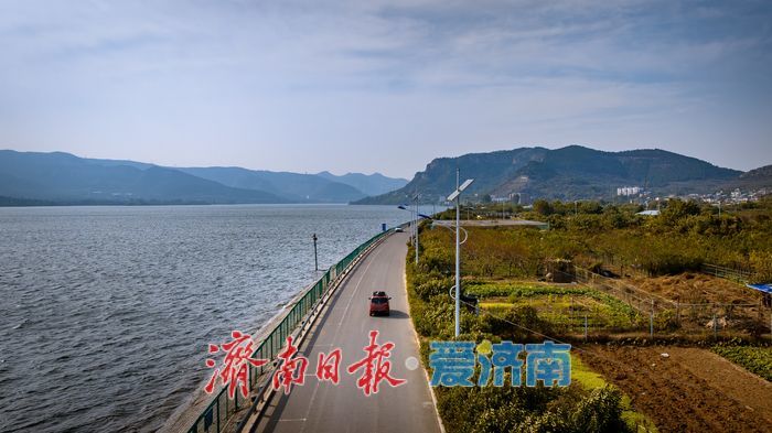 一年四季 泉在济南丨济南卧虎山水库 秋染山水美景醉游人