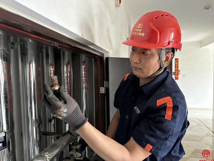 步履不停“蓄能”冬日温暖 济南热力集团停暖不停工