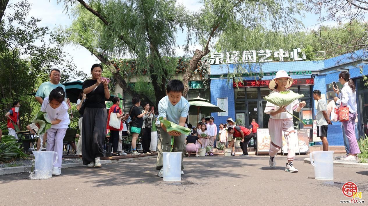 科学认知+艺术创造+文化传承 济南“园·林惠民行”带青少年探秘“荷”世界