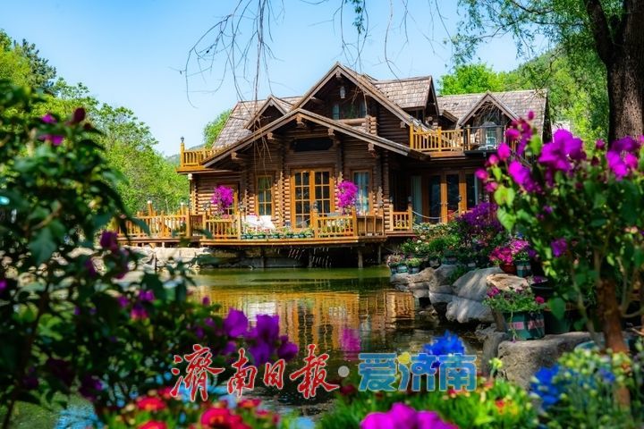 “五一”假期第三天泉城文旅热潮“狂飙” 30家景区共接待游客103.91万人次