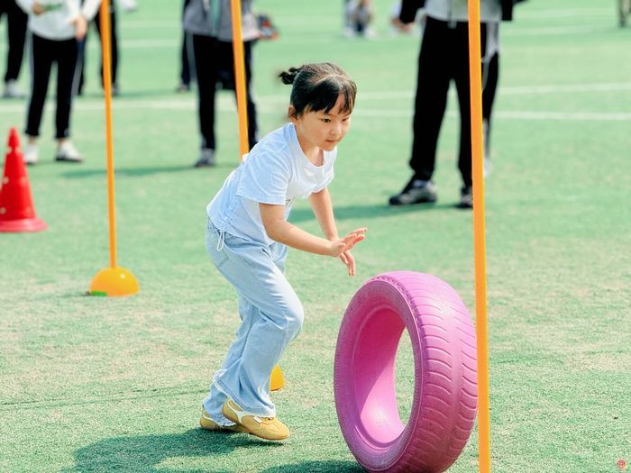 健康第一！市中区幼儿园体育嘉年华点亮幼儿多彩童年