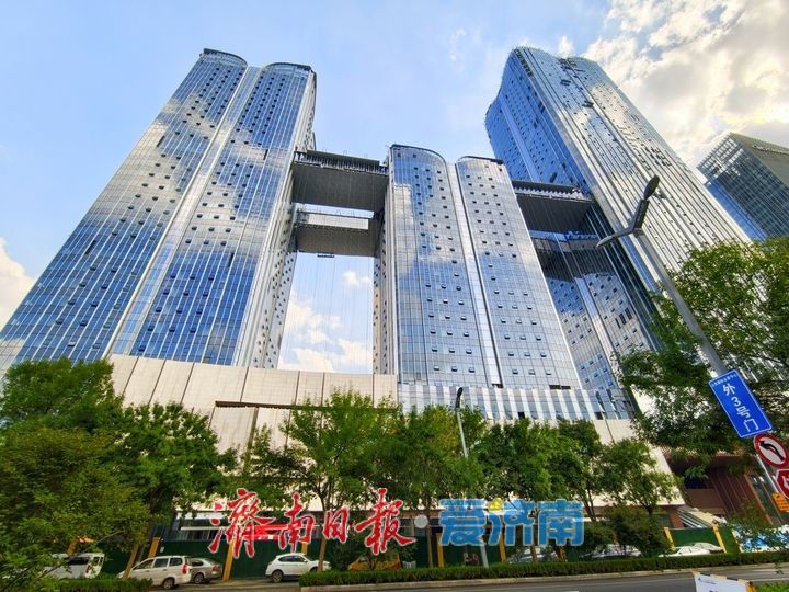 济南西部新地标显现 万融云城项目建设提速