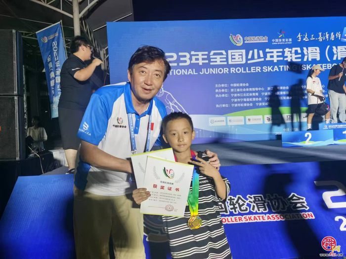 牵手adidas！济南这位“小孩哥”杠赛来