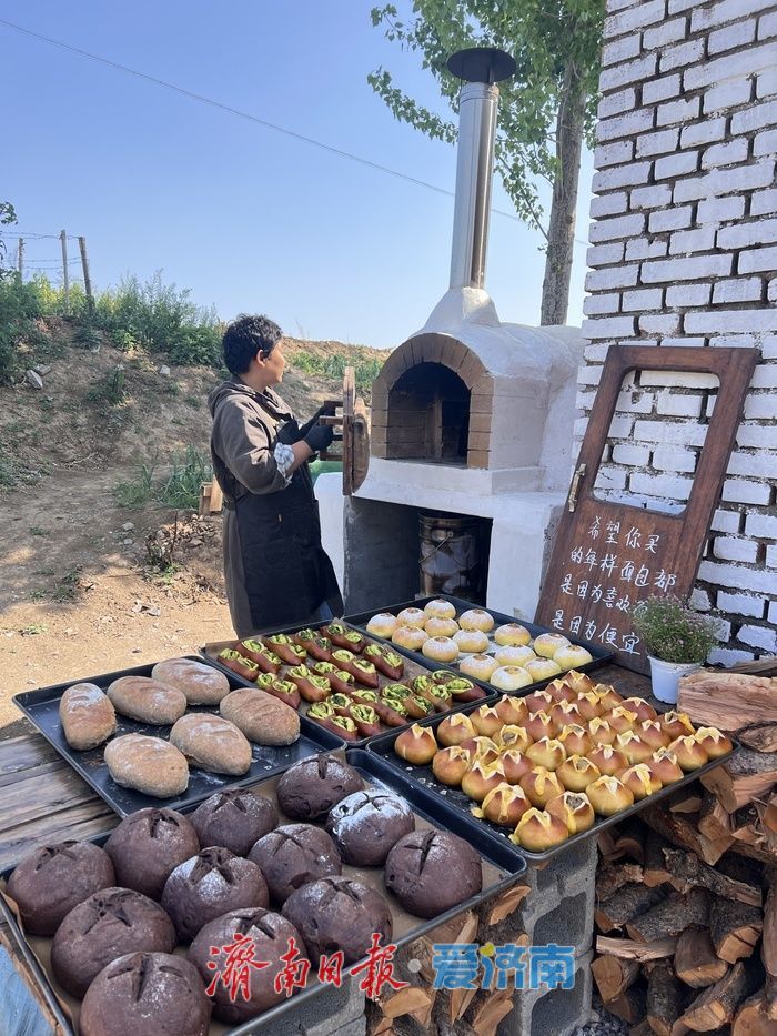 探访藏在村子里的“顶流”面包店：窑火麦香里的乡村振兴新叙事