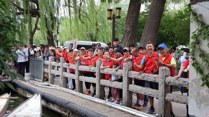 “汉酱杯”2025中国·济南明湖龙舟文化节暨第二十四届明湖龙舟邀请赛火热开赛