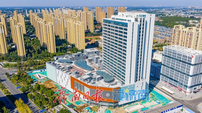 万融广场（腊山店）进入收尾阶段 地铁 TOD 综合体点亮济南腊山片区商业新未来