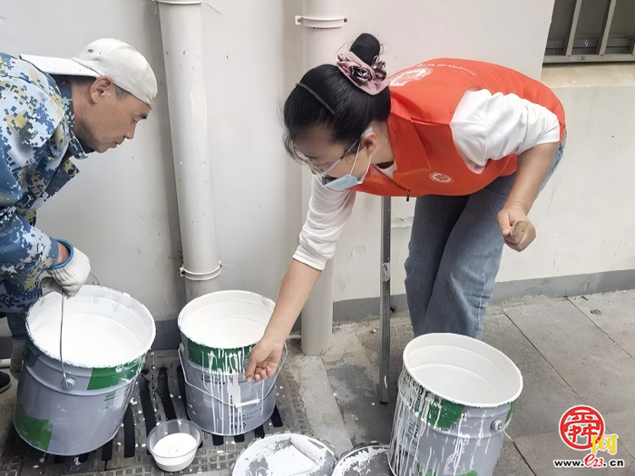 济南市机械化清扫大队走进梦世界社区开展环境整治志愿服务