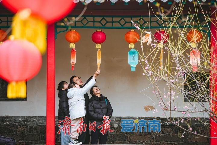 3000条灯谜挂满遐园，大明湖畔上演“元宵节国风秀”