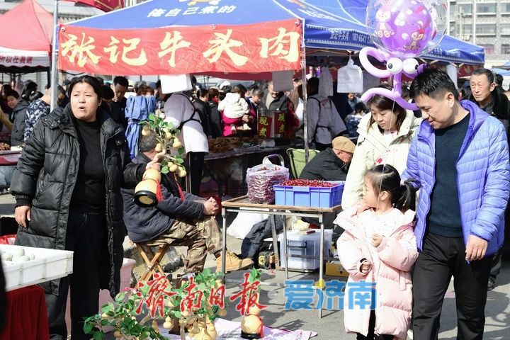 新春走基层｜满集“中国红”，染出年味浓