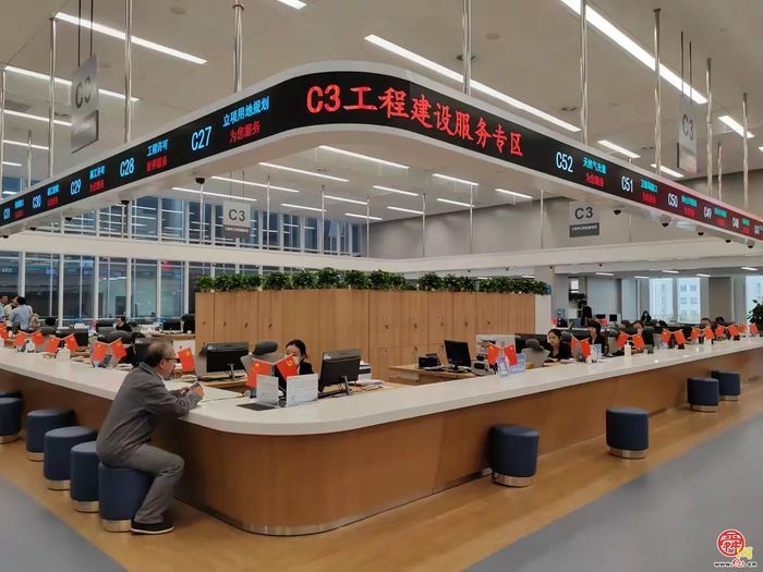 章丘区：坚持“四化转型”  打造现代化政务服务综合体