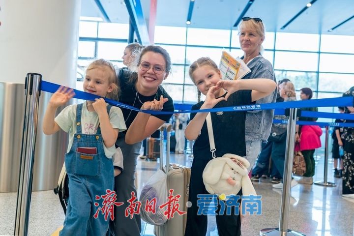 山东迎今年最大规模俄罗斯入境旅游团