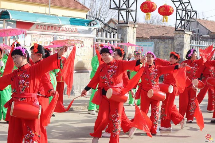 章丘普集街道：金马踏春迎盛世  民俗展演启新程