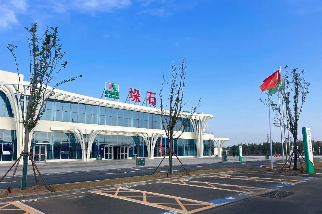 济南大北环垛石服务区开业运营