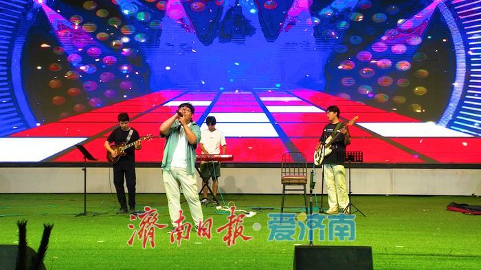 一年四季·泉在济南 